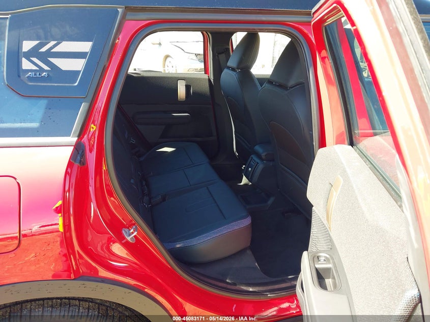 2026 Mini Countryman VIN WMZ23GA09T7U54931 IAAI salvage auction — FRONT & REAR, Salvage (Ohio), sold $11,300 on 2026-07-13 (photo 8)