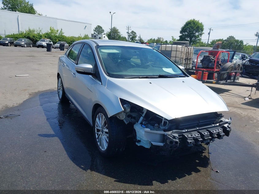 2017 Ford Focus VIN 1FADP3J29HL238086 IAAI salvage auction — FRONT END, Salvage Title, sold $625 on 2026-07-31 (photo 1)