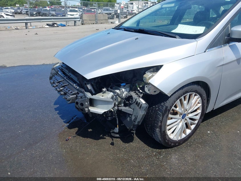 2017 Ford Focus VIN 1FADP3J29HL238086 IAAI salvage auction — FRONT END, Salvage Title, sold $625 on 2026-07-31 (photo 6)