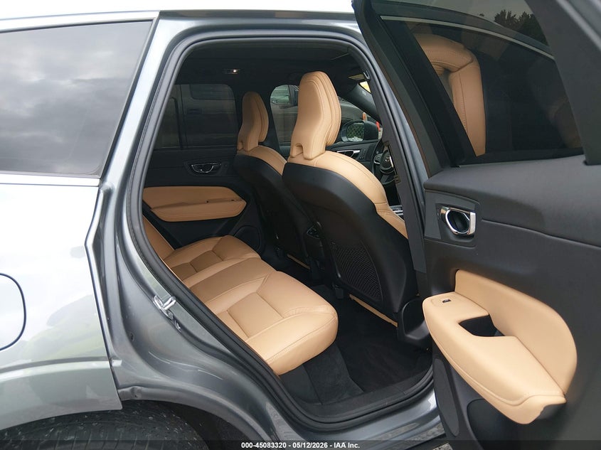 2021 Volvo Xc60 VIN YV4102DL4M1685377 IAAI salvage auction — LEFT REAR, Salvage (Alabama), sold $6,450 on 2026-07-09 (photo 8)