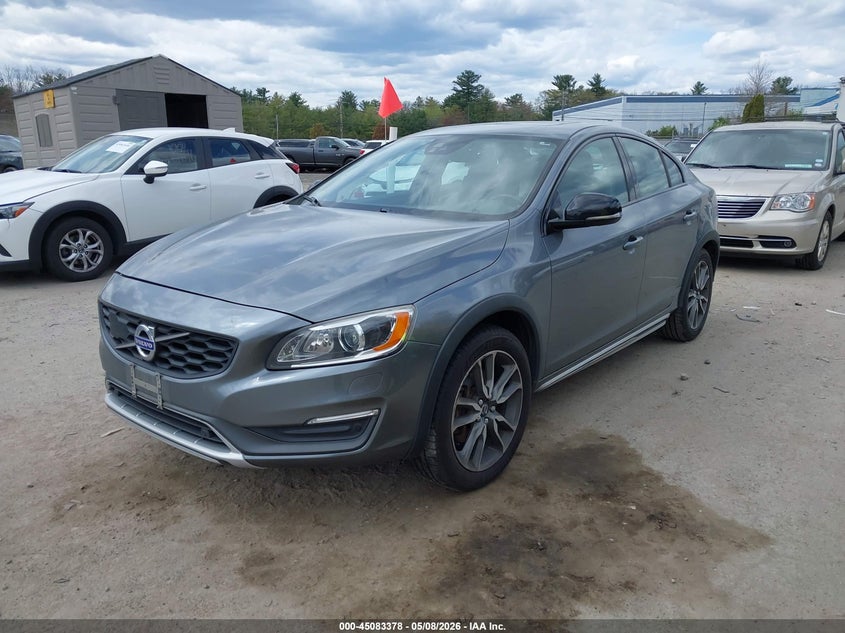2016 Volvo S60 cross country VIN YV4612UM8G2001442 IAAI salvage auction — NORMAL WEAR, Salvage (Texas), sold $375 on 2026-08-05 (photo 2)