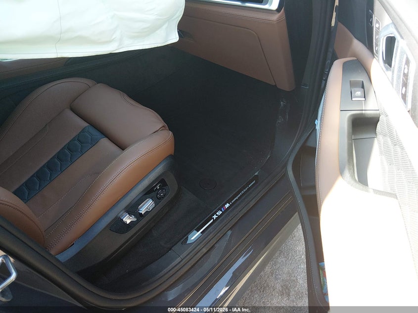 2026 BMW X5 m VIN 5YM13ET00T9283527 IAAI salvage auction — LEFT SIDE, Salvage (Connecticut), sold $71,250 on 2026-07-06 (photo 5)