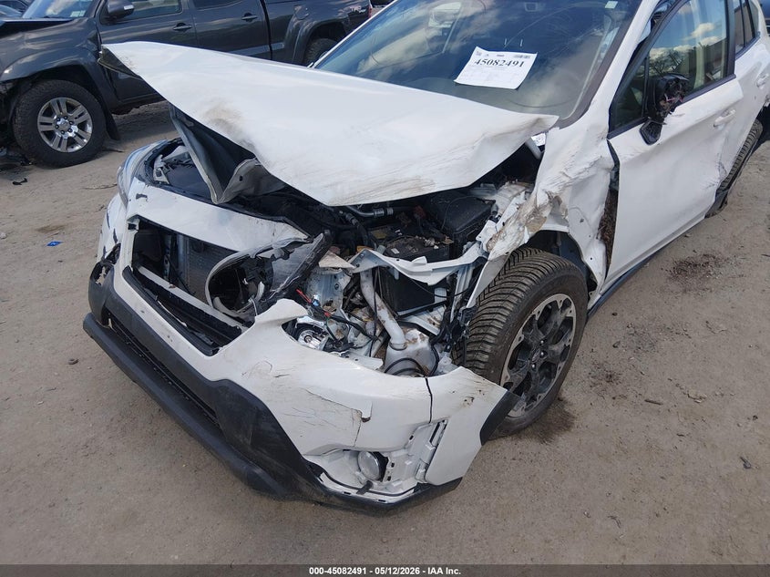 2022 Subaru Xv VIN JF2GTAPCXNH269693 IAAI salvage auction — FRONT & REAR, Salvage Title, sold $925 on 2026-07-22 (photo 6)