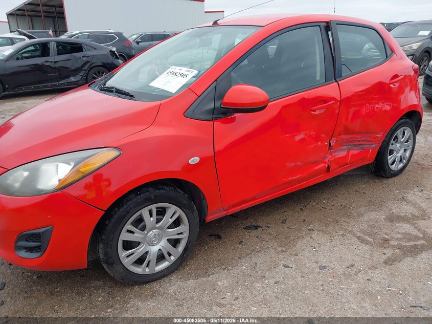 2014 Mazda 2 VIN JM1DE1KY0E0174461 IAAI salvage auction — LEFT SIDE, Salvage (Texas), sold $1,350 on 2026-07-07 (photo 6)
