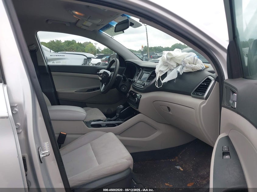 2017 Hyundai Tucson VIN KM8J33A49HU413646 IAAI salvage auction — RIGHT FRONT, Rebuildable (Florida), sold $2,650 on 2026-07-15 (photo 5)