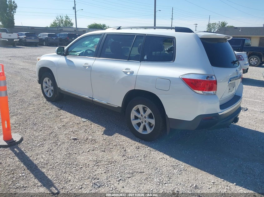 2013 Toyota Highlander VIN 5TDBK3EHXDS201183 IAAI salvage auction — HAIL, Clear (Missouri), sold $3,000 on 2026-07-06 (photo 3)