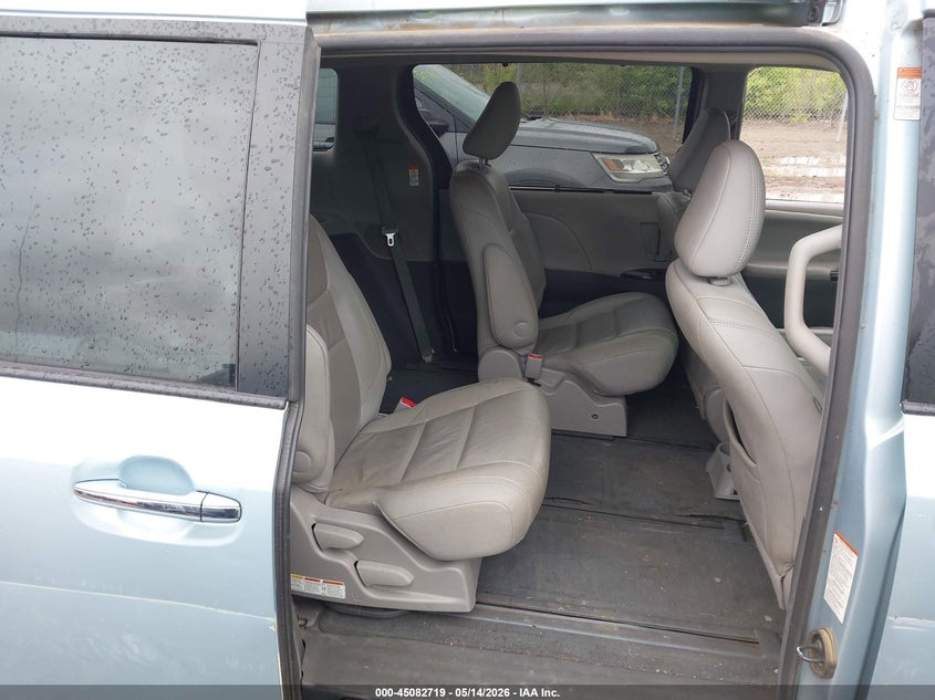 2016 Toyota Sienna VIN 5TDDK3DC4GS136382 IAAI salvage auction — RIGHT FRONT, Salvage (Pennsylvania), sold $25 on 2026-07-21 (photo 8)