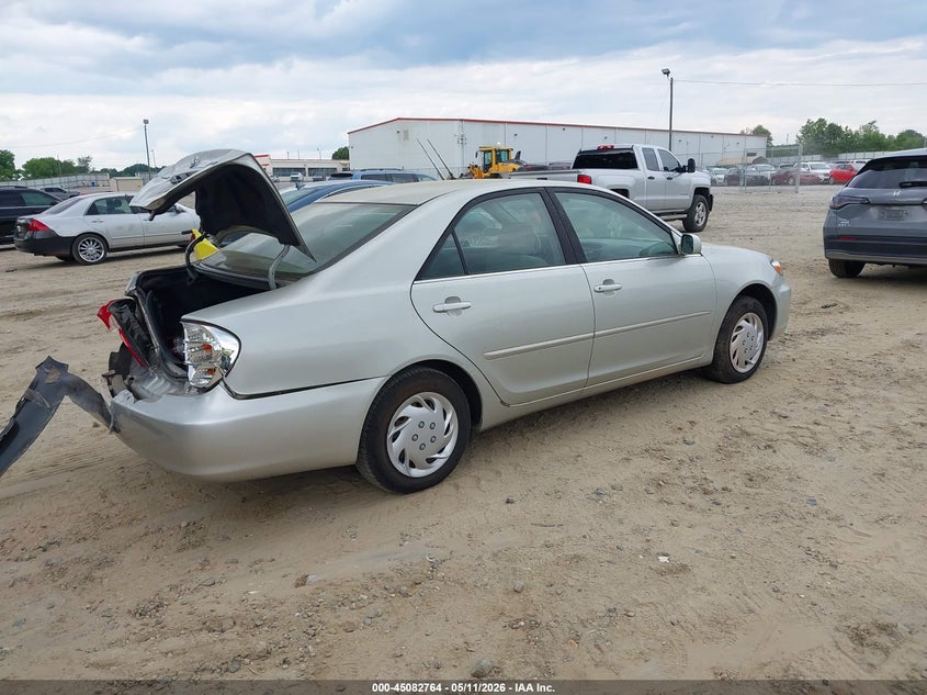 2002 Toyota Camry VIN JTDBE32K120111556 IAAI salvage auction — REAR END, Salvage (Georgia), sold $225 on 2026-07-16 (photo 4)