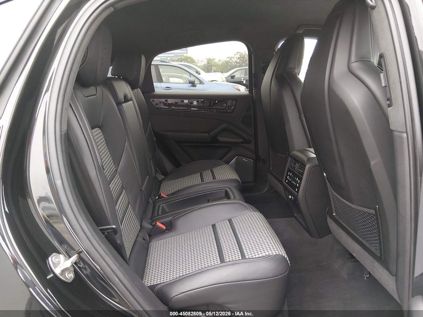 2026 Porsche Cayenne VIN WP1BG2AY3TDA60211 IAAI salvage auction — FRONT END, Salvage (California), sold $91,250 on 2026-07-30 (photo 8)