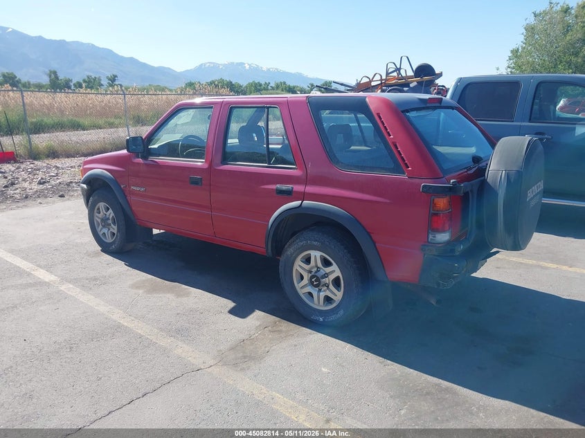 1997 Honda Passport VIN 4S6CM58V8V4400812 IAAI salvage auction — NORMAL WEAR, Clear (Utah), sold $275 on 2026-07-09 (photo 3)