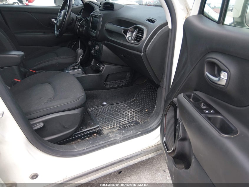 2020 Jeep Renegade VIN ZACNJABBXLPL02334 IAAI salvage auction — LEFT FRONT, Clear (Missouri), sold $2,600 on 2026-07-16 (photo 5)