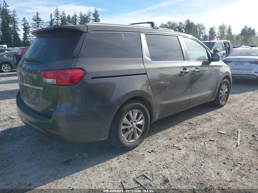 2017 Kia SEDONA VIN KNDMB5C16H6270338 IAAI salvage auction — NORMAL WEAR, Clear-Dealer Only (Montana), sold $925 on 2026-07-08 (photo 4)