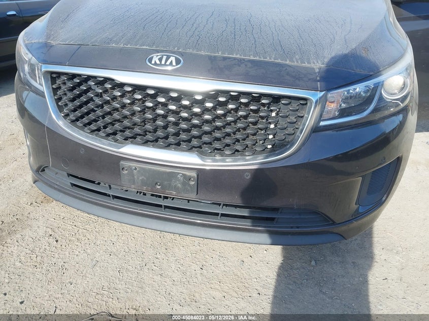2017 Kia SEDONA VIN KNDMB5C16H6270338 IAAI salvage auction — NORMAL WEAR, Clear-Dealer Only (Montana), sold $925 on 2026-07-08 (photo 6)