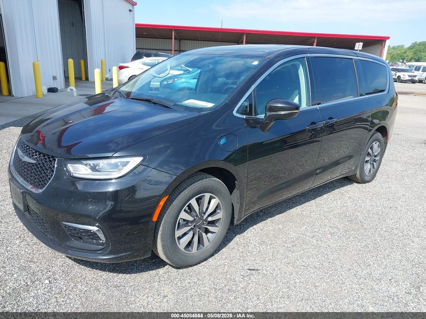 2022 Chrysler Pacifica VIN 2C4RC1L72NR222050 IAAI salvage auction — NORMAL WEAR, Sf97 (Maryland), sold $11,500 on 2026-07-31 (photo 2)