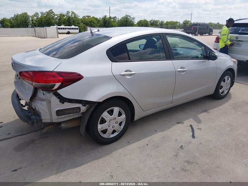 2017 Kia Forte VIN 3KPFK4A76HE046734 IAAI salvage auction — REAR END, Original (Texas), sold $1,500 on 2026-08-01 (photo 4)