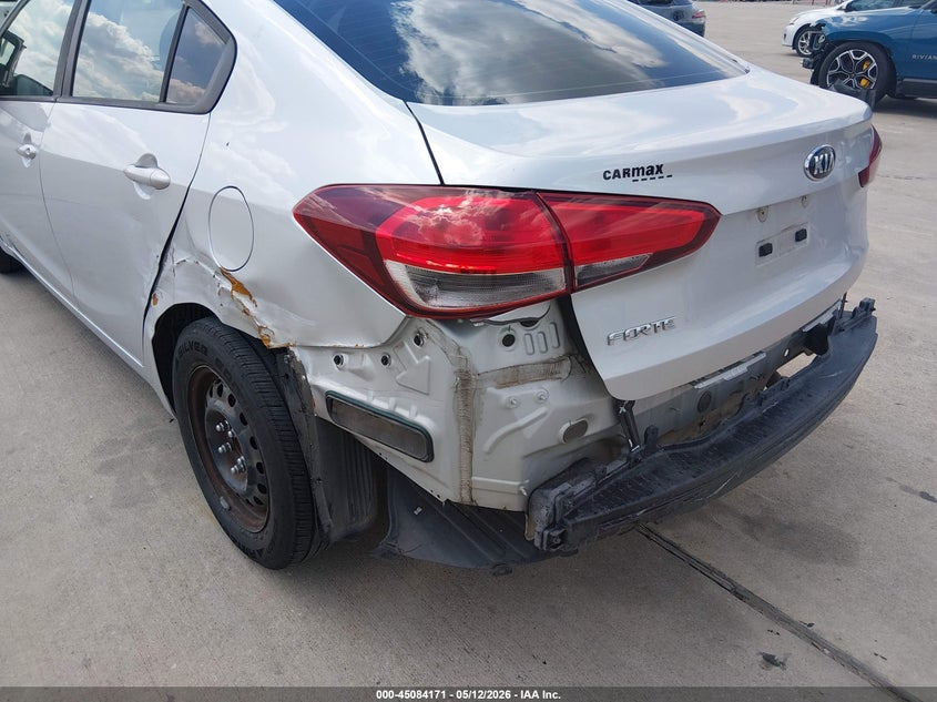 2017 Kia Forte VIN 3KPFK4A76HE046734 IAAI salvage auction — REAR END, Original (Texas), sold $1,500 on 2026-08-01 (photo 6)