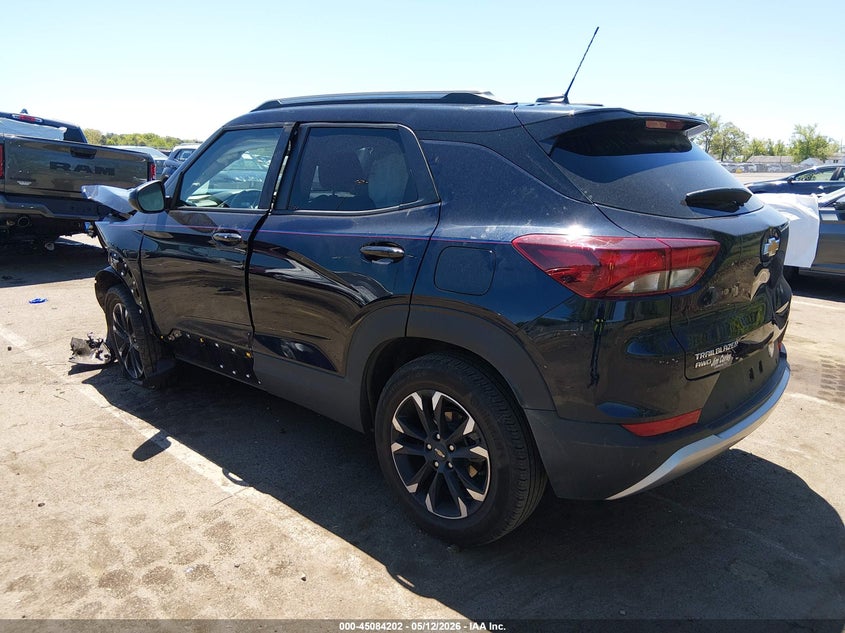 2021 Chevrolet Trailblazer VIN KL79MRSLXMB087856 IAAI salvage auction — FRONT & REAR, Salvage (New Jersey), sold $1,950 on 2026-07-06 (photo 3)