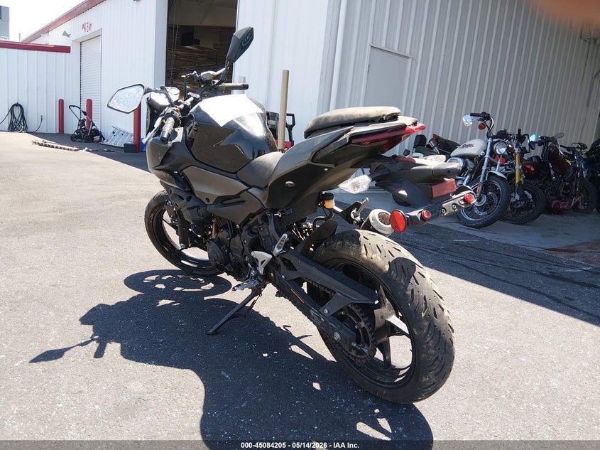 2025 Kawasaki Er VIN ML5ERGE15SDA59558 IAAI salvage auction — FRONT END, Salvage (Utah), sold $1,200 on 2026-07-28 (photo 3)