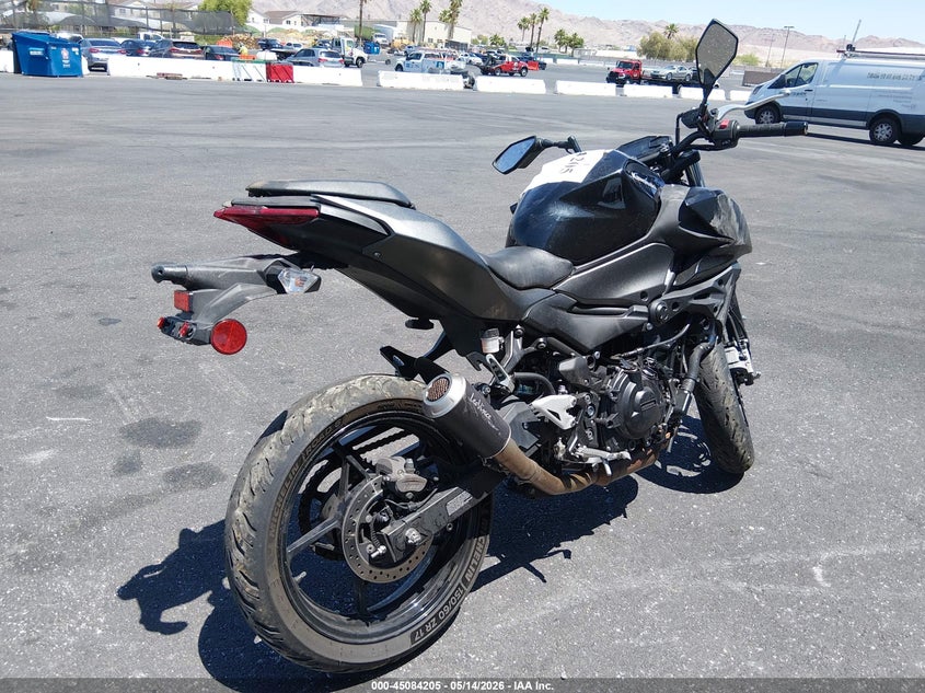 2025 Kawasaki Er VIN ML5ERGE15SDA59558 IAAI salvage auction — FRONT END, Salvage (Utah), sold $1,200 on 2026-07-28 (photo 4)