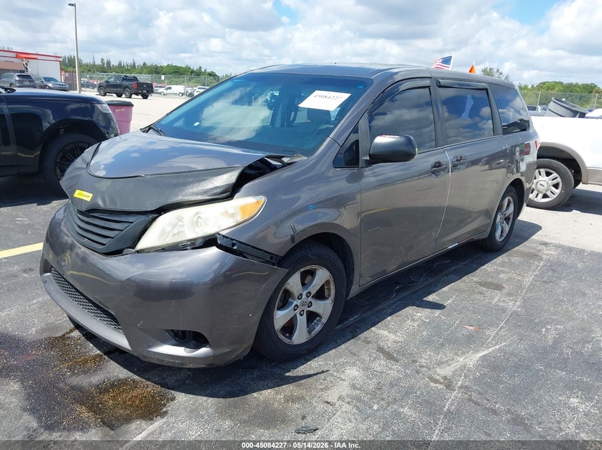 2016 Toyota Sienna VIN 5TDZK3DC4GS743484 IAAI salvage auction — RIGHT FRONT, Rebuildable (Florida), sold $1,900 on 2026-07-24 (photo 2)