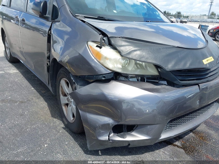 2016 Toyota Sienna VIN 5TDZK3DC4GS743484 IAAI salvage auction — RIGHT FRONT, Rebuildable (Florida), sold $1,900 on 2026-07-24 (photo 6)