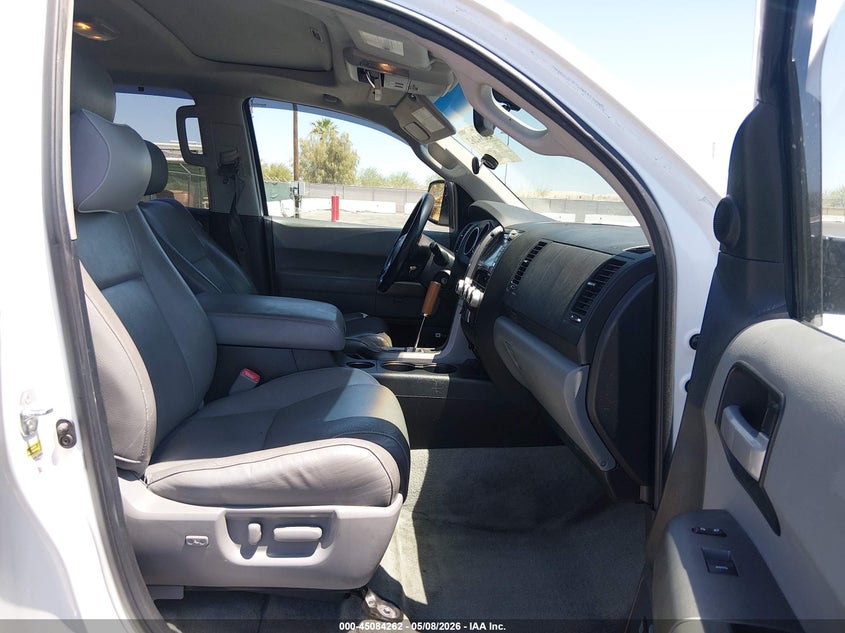 2011 Toyota Sequoia VIN 5TDJY5G15BS046982 IAAI salvage auction — FRONT END, Salvage (Nevada), sold $3,050 on 2026-07-17 (photo 5)