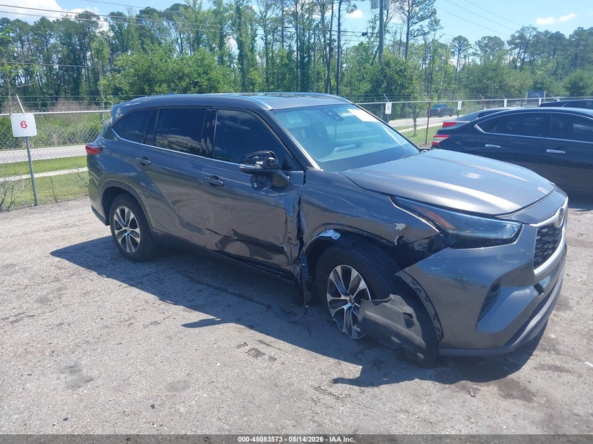 2021 Toyota Highlander VIN 5TDGZRAH2MS050320 IAAI salvage auction — RIGHT FRONT, Rebuildable (Florida), sold $13,650 on 2026-07-21 (photo 1)