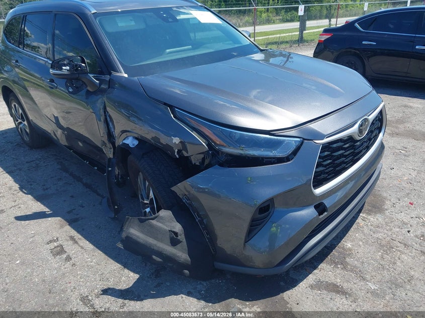 2021 Toyota Highlander VIN 5TDGZRAH2MS050320 IAAI salvage auction — RIGHT FRONT, Rebuildable (Florida), sold $13,650 on 2026-07-21 (photo 6)