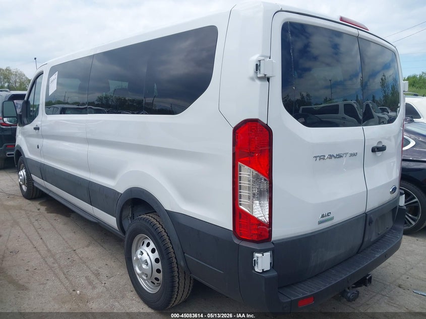 2025 Ford Transit VIN 1FBAX9YG8SKA40506 IAAI salvage auction — HAIL, Salvage (Ohio), sold $21,900 on 2026-07-30 (photo 3)