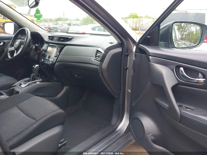 2017 Nissan Rogue VIN KNMAT2MVXHP540228 IAAI salvage auction — FRONT END, Salvage (New Jersey), sold $1,950 on 2026-07-06 (photo 5)