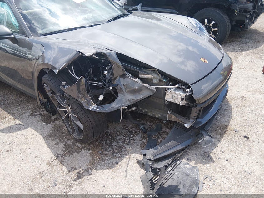 2022 Porsche 911 VIN WP0AA2A95NS206601 IAAI salvage auction — FRONT END, Original (Texas), sold $50,000 on 2026-07-13 (photo 6)