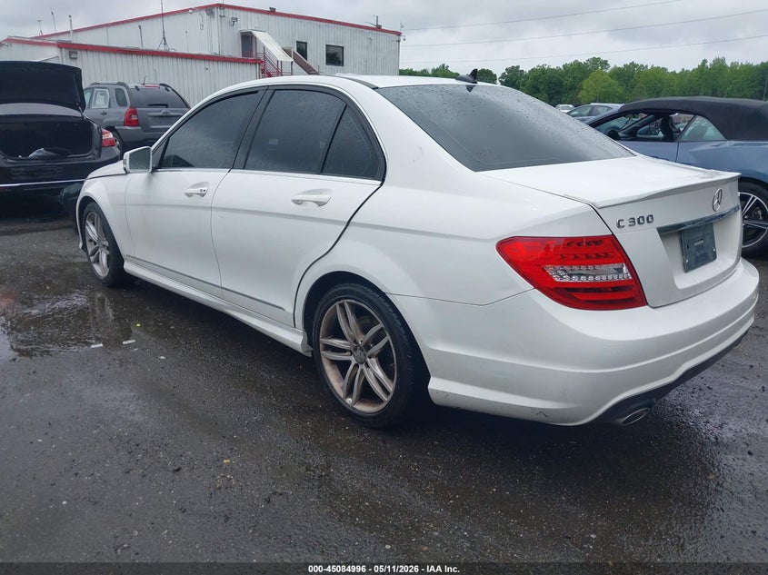 2013 Mercedes-benz C-klasse VIN WDDGF8AB0DG143951 IAAI salvage auction — FRONT END, Salvage - 75% Or Less (Maryland), sold $1,850 on 2026-07-29 (photo 3)