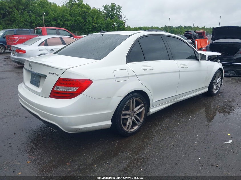 2013 Mercedes-benz C-klasse VIN WDDGF8AB0DG143951 IAAI salvage auction — FRONT END, Salvage - 75% Or Less (Maryland), sold $1,850 on 2026-07-29 (photo 4)