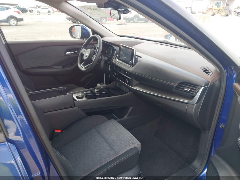 2023 Nissan Rogue VIN JN8BT3BBXPW206339 IAAI salvage auction — WATER/FLOOD, Salvage (Texas), sold $6,100 on 2026-07-22 (photo 5)