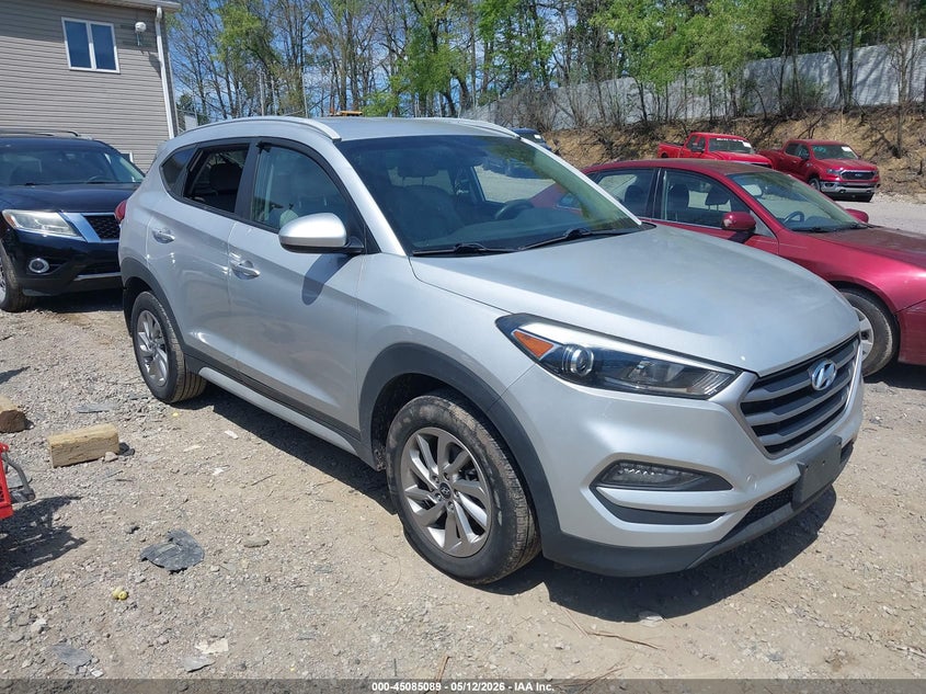2018 Hyundai Tucson VIN KM8J3CA40JU757212 IAAI salvage auction — RIGHT REAR, Salvage Title, sold $2,550 on 2026-07-30 (photo 1)