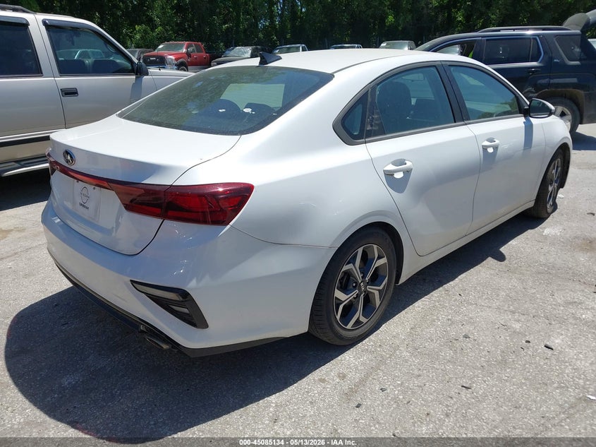 2021 Kia Forte VIN 3KPF24AD7ME336822 IAAI salvage auction — FRONT END, Clear (Kansas), sold $9,000 on 2026-07-15 (photo 4)