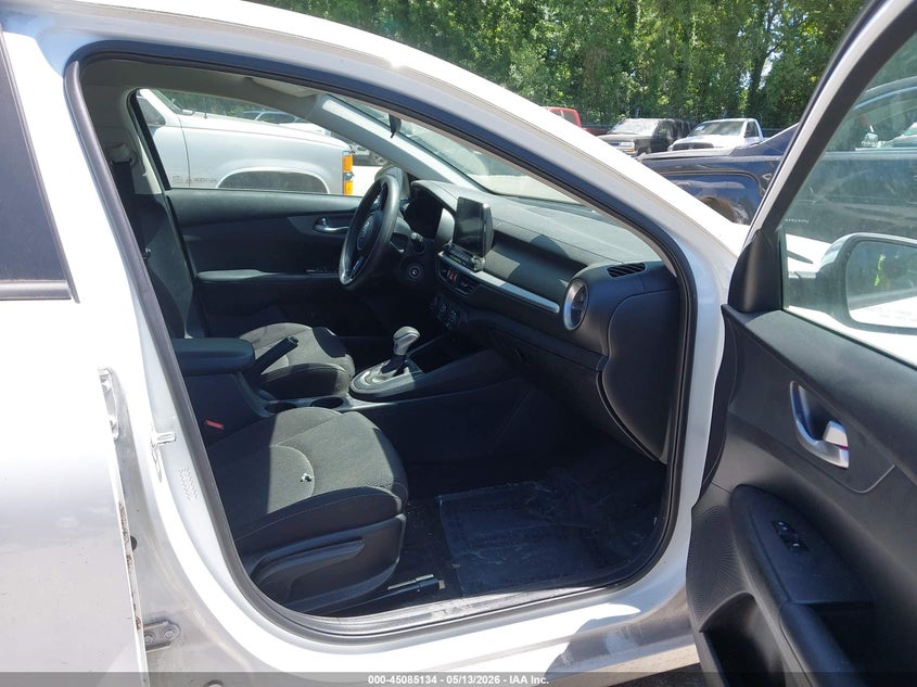 2021 Kia Forte VIN 3KPF24AD7ME336822 IAAI salvage auction — FRONT END, Clear (Kansas), sold $9,000 on 2026-07-15 (photo 5)