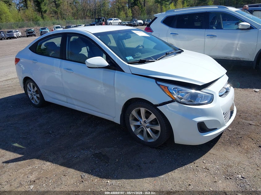 2017 Hyundai Accent VIN KMHCT4AE5HU271433 IAAI salvage auction — FRONT END, Salvage Title, sold $475 on 2026-07-17 (photo 1)