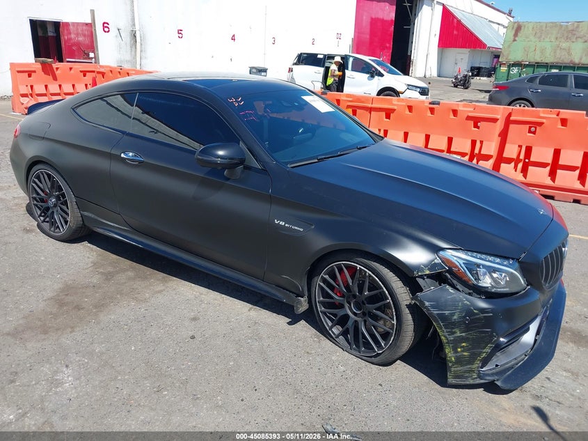 2018 Mercedes-benz VIN WDDWJ8HB8JF602032 IAAI salvage auction — RIGHT FRONT, Salvage Title, sold $20,000 on 2026-08-07 (photo 1)