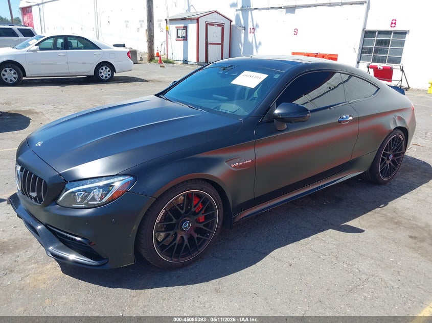 2018 Mercedes-benz VIN WDDWJ8HB8JF602032 IAAI salvage auction — RIGHT FRONT, Salvage Title, sold $20,000 on 2026-08-07 (photo 2)