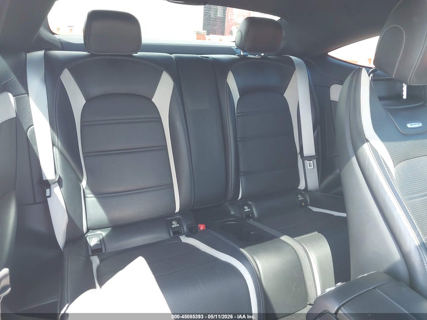 2018 Mercedes-benz VIN WDDWJ8HB8JF602032 IAAI salvage auction — RIGHT FRONT, Salvage Title, sold $20,000 on 2026-08-07 (photo 8)