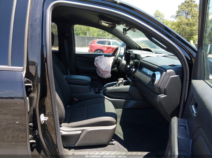2024 Chevrolet Colorado VIN 1GCGSCEC1R1308220 IAAI salvage auction — FRONT END, Salvage Title, sold $8,700 on 2026-08-01 (photo 5)