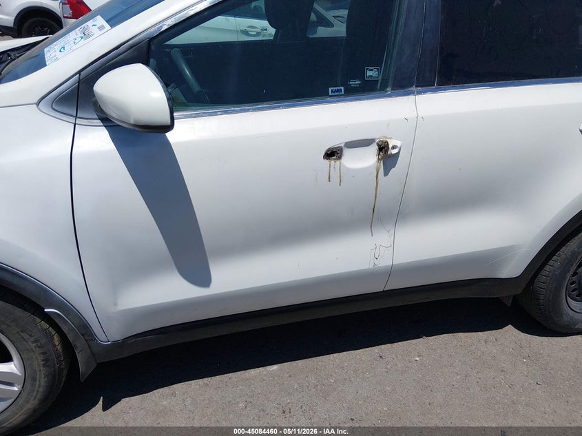 2017 Kia Sportage VIN KNDPM3AC7H7205900 IAAI salvage auction — LEFT SIDE, Clear (California), sold $2,800 on 2026-07-13 (photo 6)