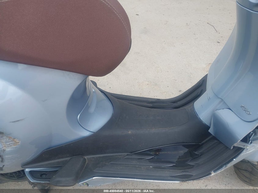 2022 Vespa - VIN ZAPM818G8N5907105 IAAI salvage auction — RIGHT SIDE, Salvage (Texas), sold $475 on 2026-07-08 (photo 8)