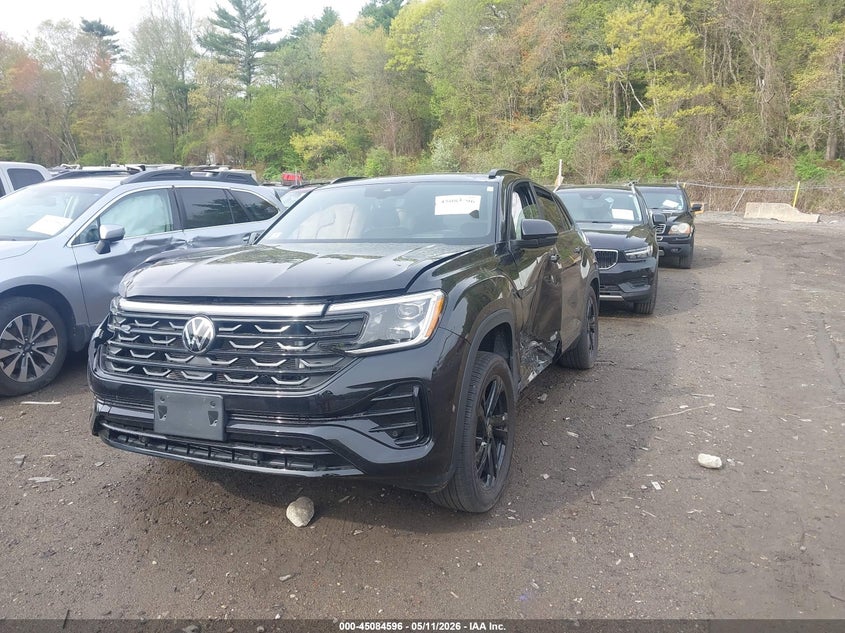 2025 Volkswagen Atlas cross sport VIN 1V2AE2CA3SC200912 IAAI salvage auction — RIGHT SIDE, Salvage (Massachusetts), sold $12,375 on 2026-07-14 (photo 2)