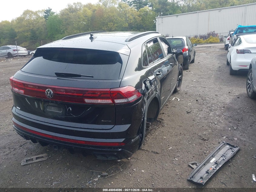2025 Volkswagen Atlas cross sport VIN 1V2AE2CA3SC200912 IAAI salvage auction — RIGHT SIDE, Salvage (Massachusetts), sold $12,375 on 2026-07-14 (photo 4)
