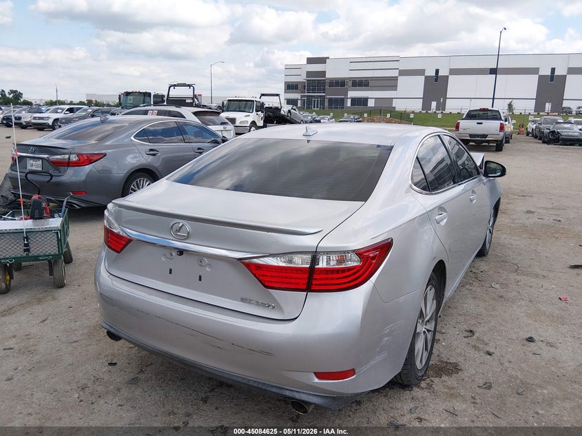 2014 Lexus VIN JTHBK1GG1E2093021 IAAI salvage auction — FRONT END, Salvage (Texas), sold $1,950 on 2026-07-14 (photo 4)