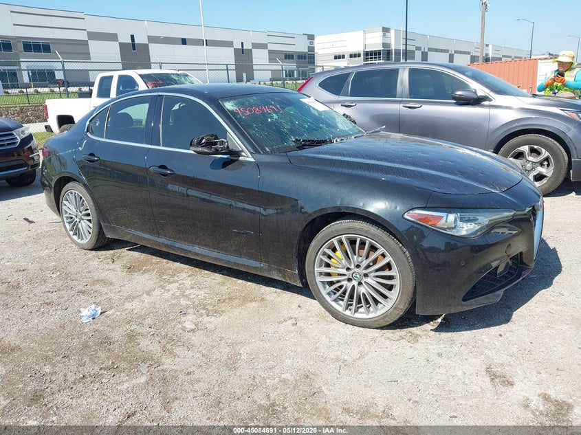 2018 Alfa romeo Giulia VIN ZARFAEEN7J7576711 IAAI salvage auction — HAIL, Salvage (Texas), sold $3,050 on 2026-07-14 (photo 1)