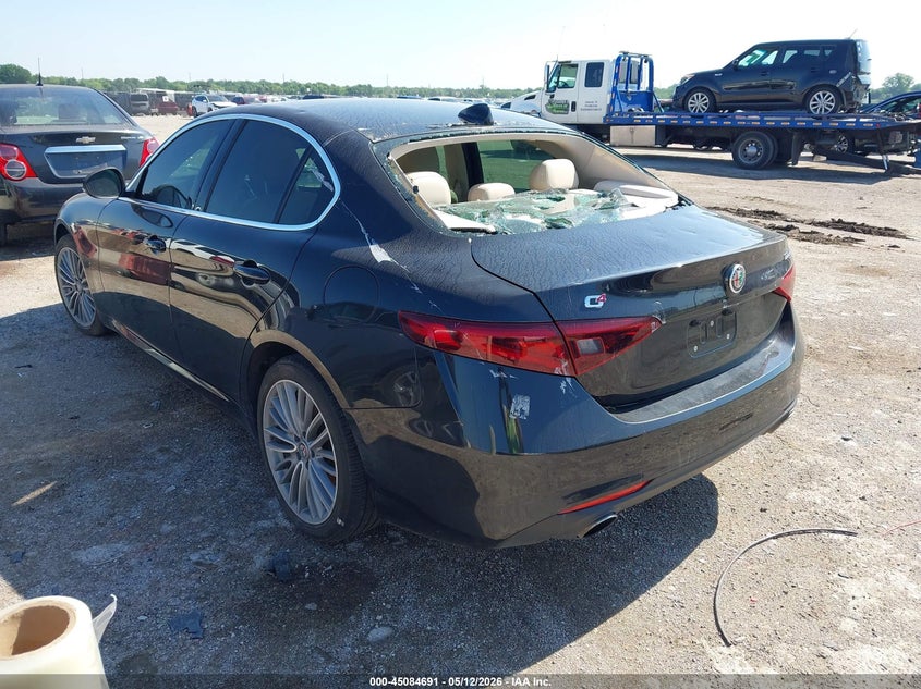 2018 Alfa romeo Giulia VIN ZARFAEEN7J7576711 IAAI salvage auction — HAIL, Salvage (Texas), sold $3,050 on 2026-07-14 (photo 3)