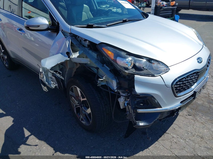 2020 Kia Sportage VIN KNDPNCAC7L7809503 IAAI salvage auction — RIGHT FRONT, Salvage (Oregon), sold $3,650 on 2026-07-30 (photo 6)